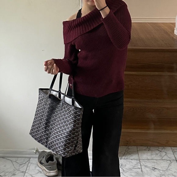 holister red burgundy chunky knit off the shoulder sweater - Picture 2 of 2